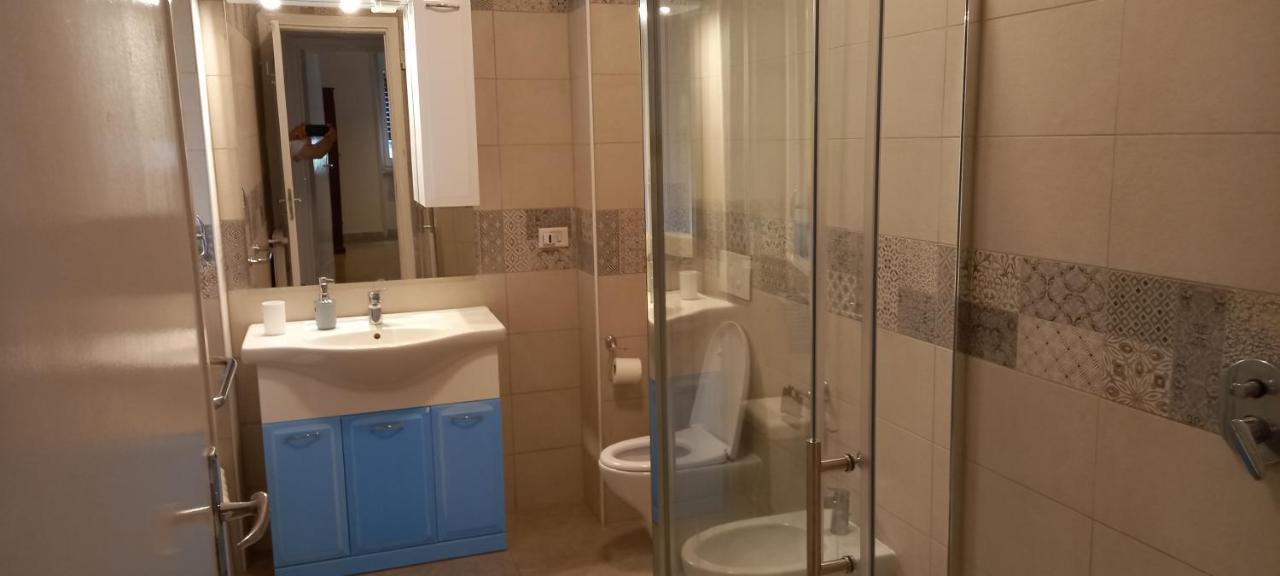 Holiday Flat Bari Esterno foto