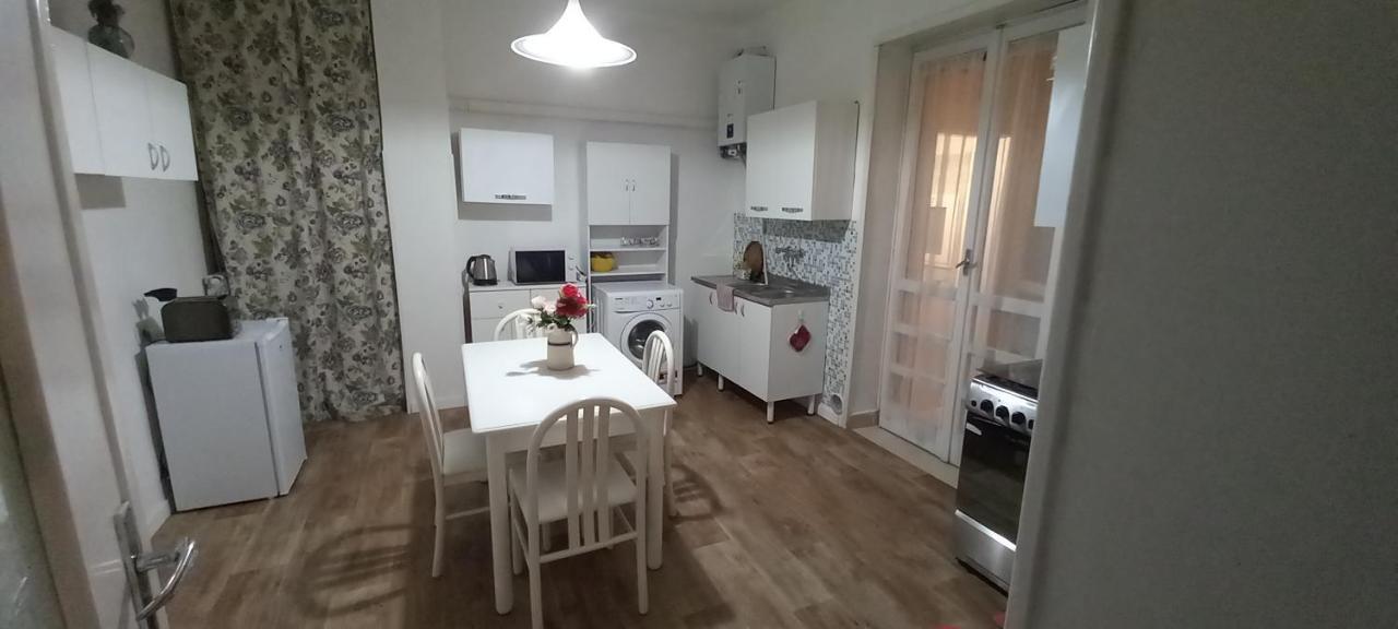 Holiday Flat Bari Esterno foto