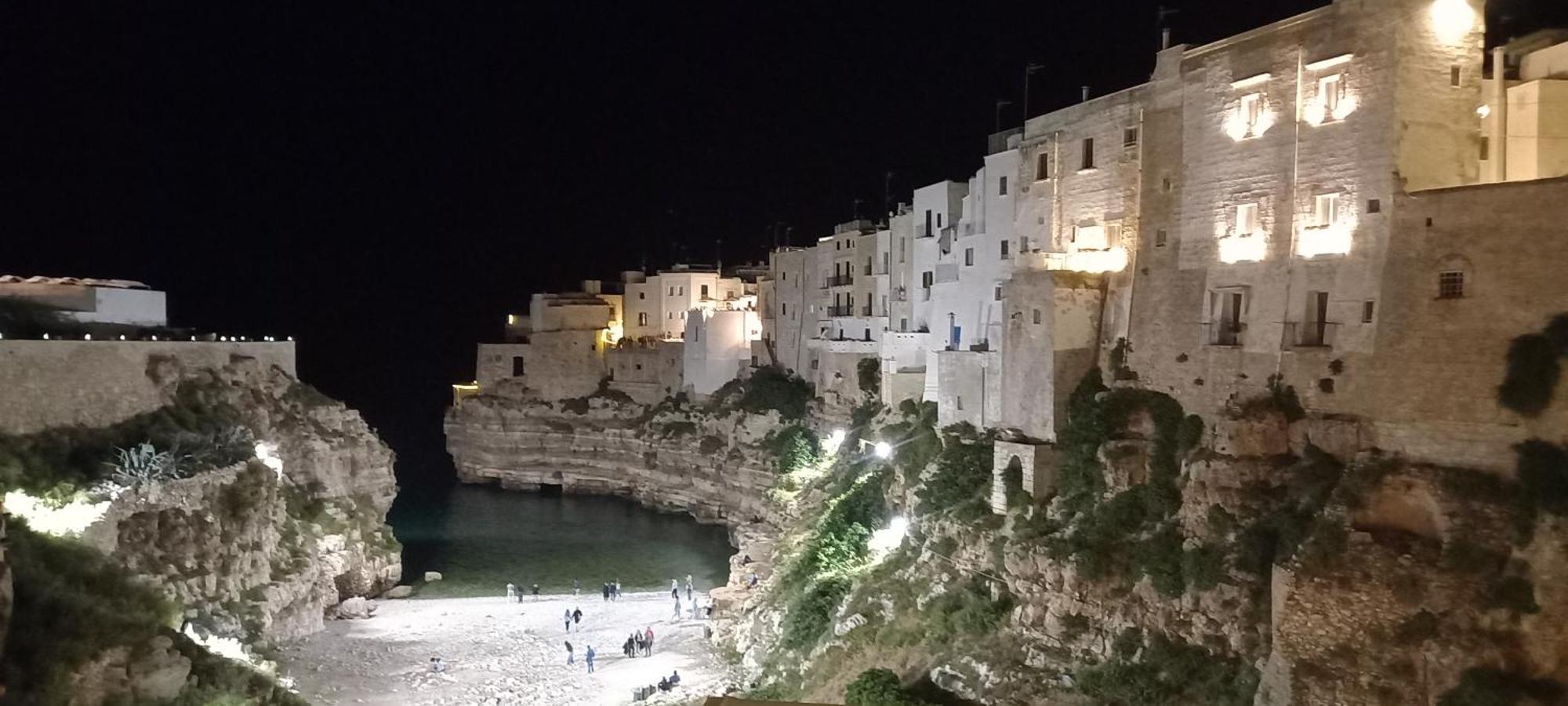 Holiday Flat Bari Esterno foto